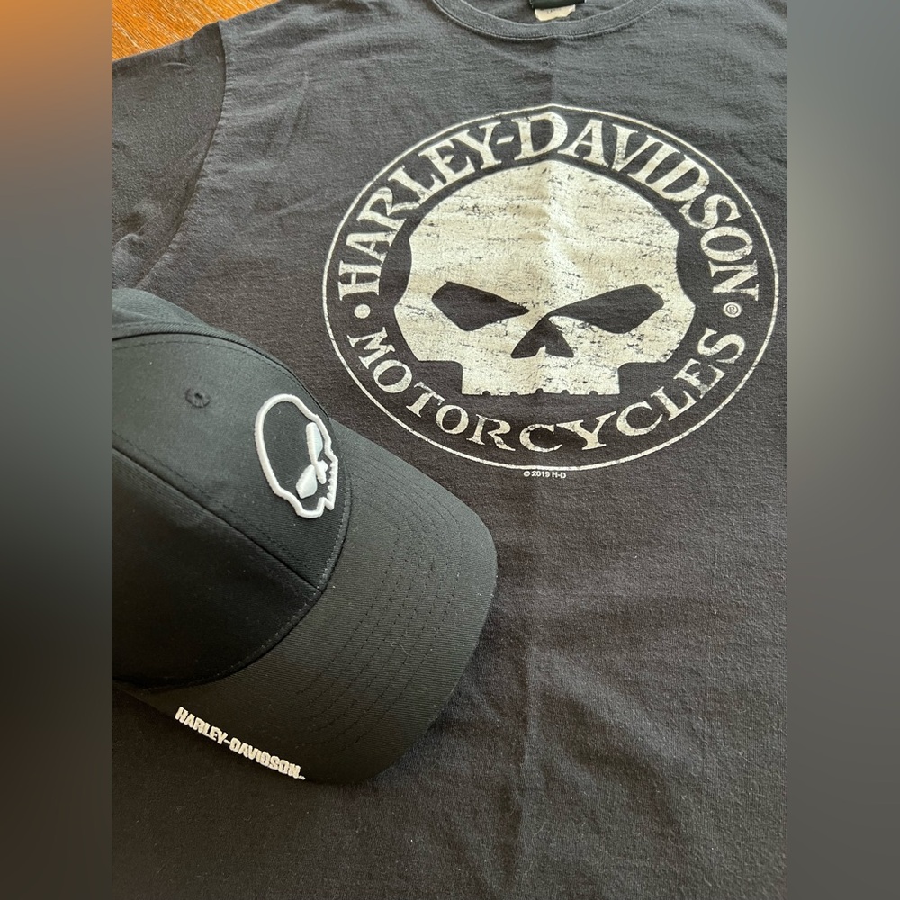 Harley-Davidson® Men’s Wisconsin Dealership Iconic Willie G TeeShirt & Cap Lot 💀 - Picture 4 of 15